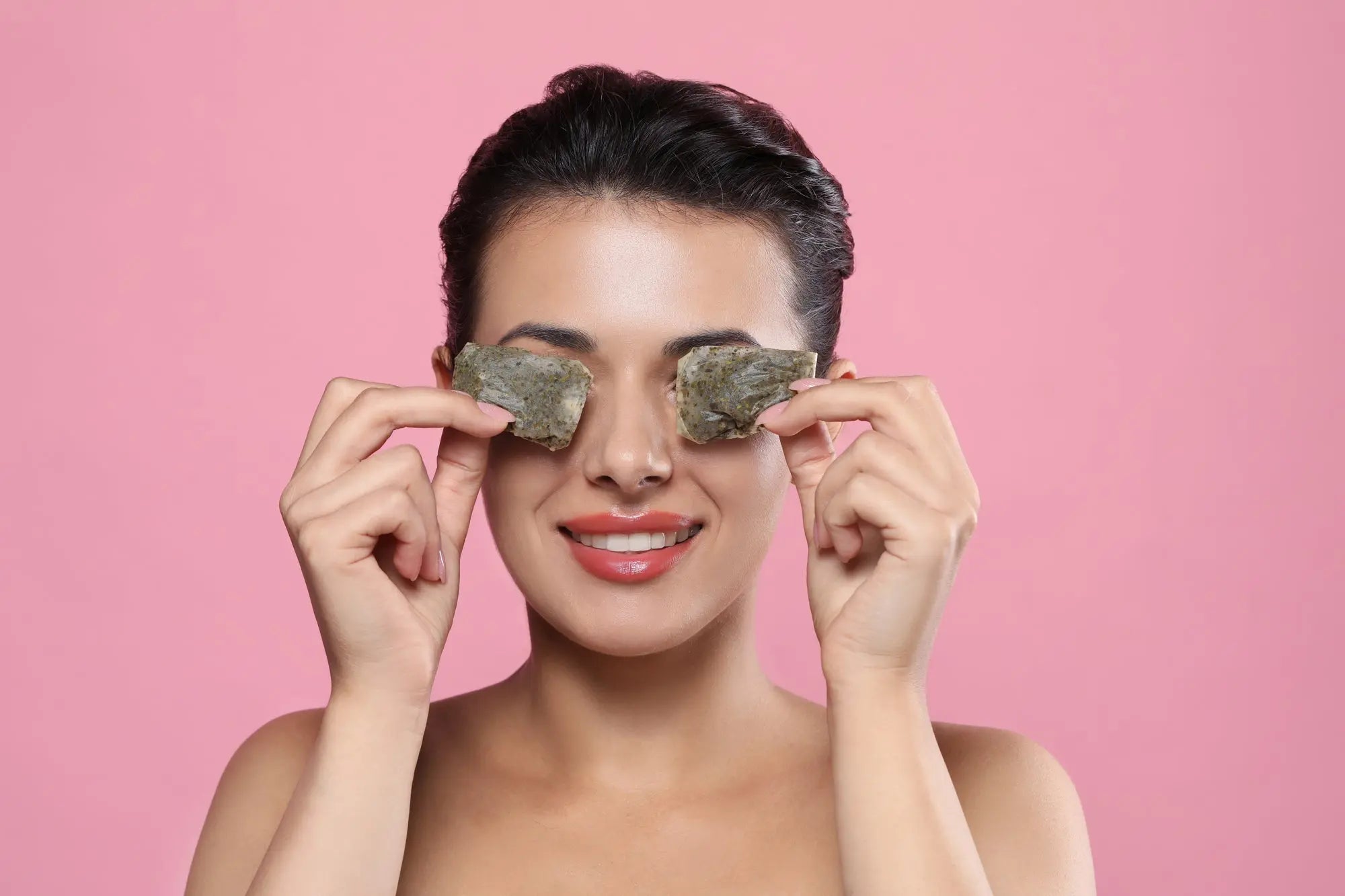 From Tea Bags to Ice Cubes: Unconventional Ways to Reduce Under Eye Puffiness | Parisians Pure Indulgence