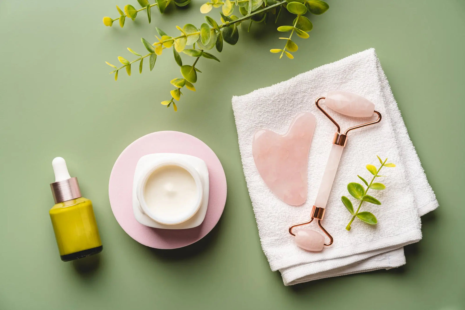 Serum Or Moisturizer: Which Is More Effective? | Parisians Pure Indulgence